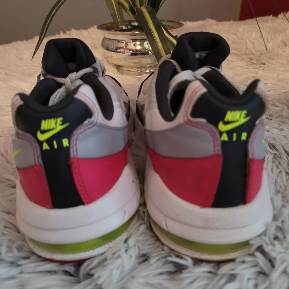 Kids Black and Red Sneakers - Picture 3 of 4